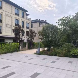 滁州 芝麻白与芝麻白搭配铺装，尺寸1200*600