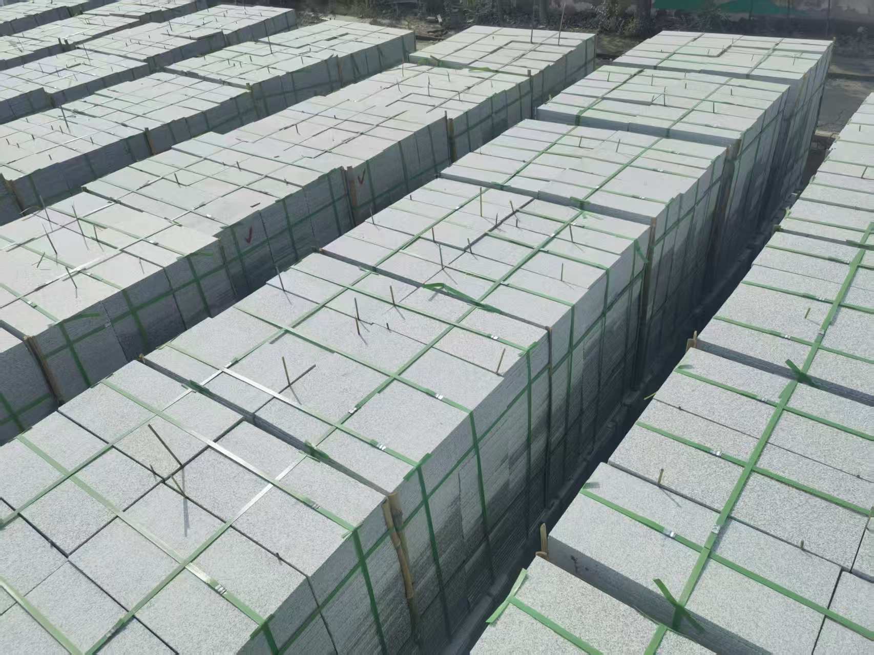 滁州 芝麻白1.8公分火烧300*600地铺，清仓大甩卖