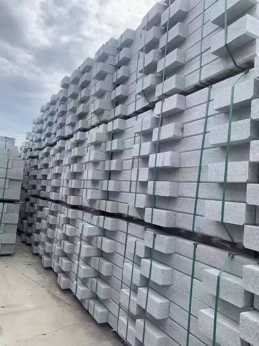 滁州 芝麻灰侧石