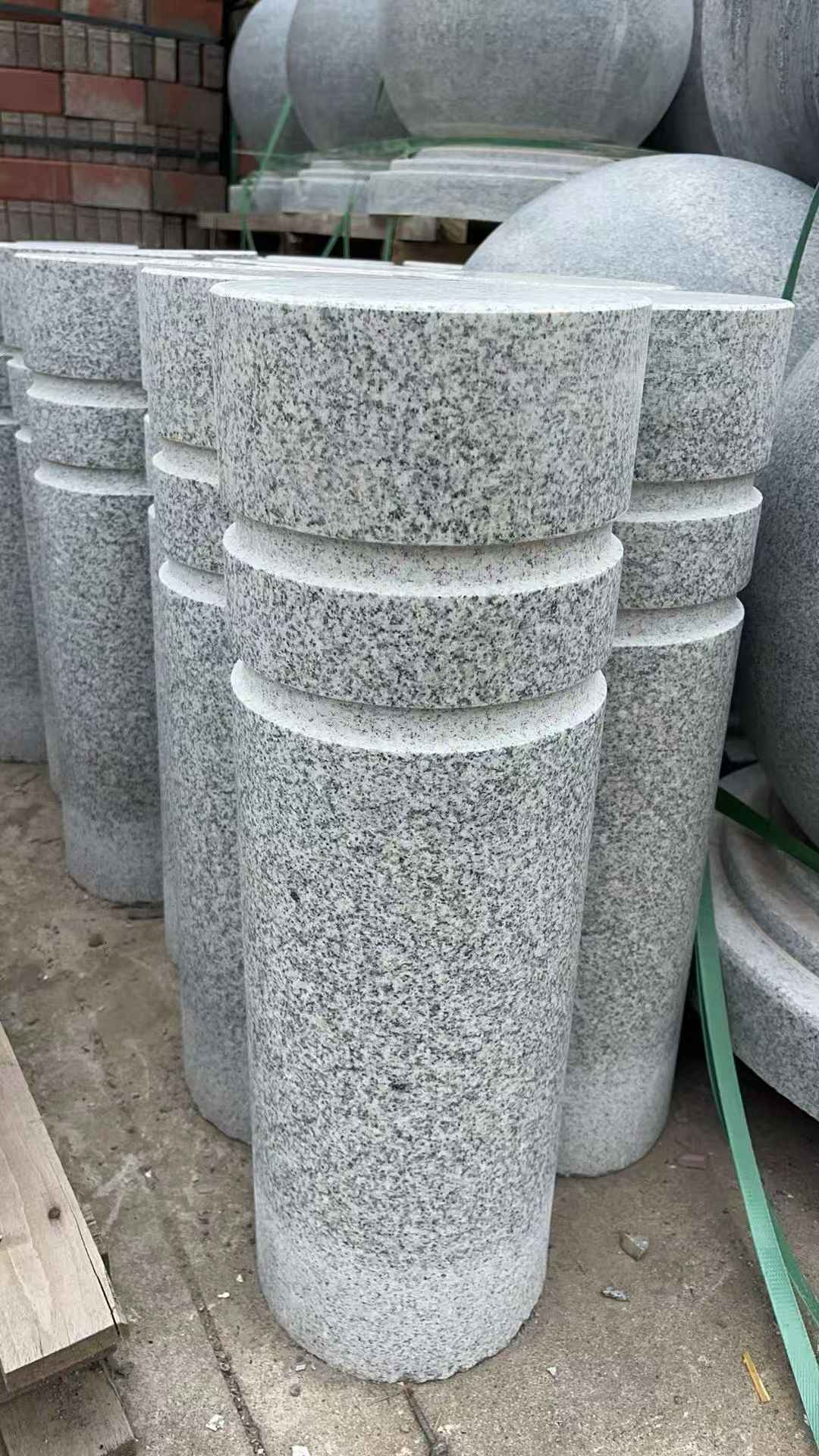 滁州 芝麻白花岗岩挡车柱、隔离柱多少钱